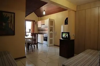 Bomar Residence Bombinhas 0*,