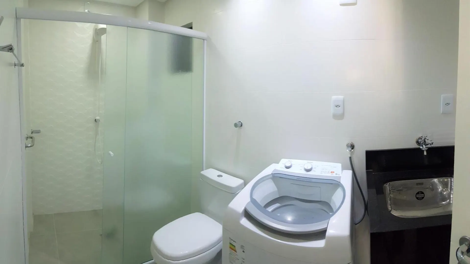아파트 Bomar Residence 봄비나스