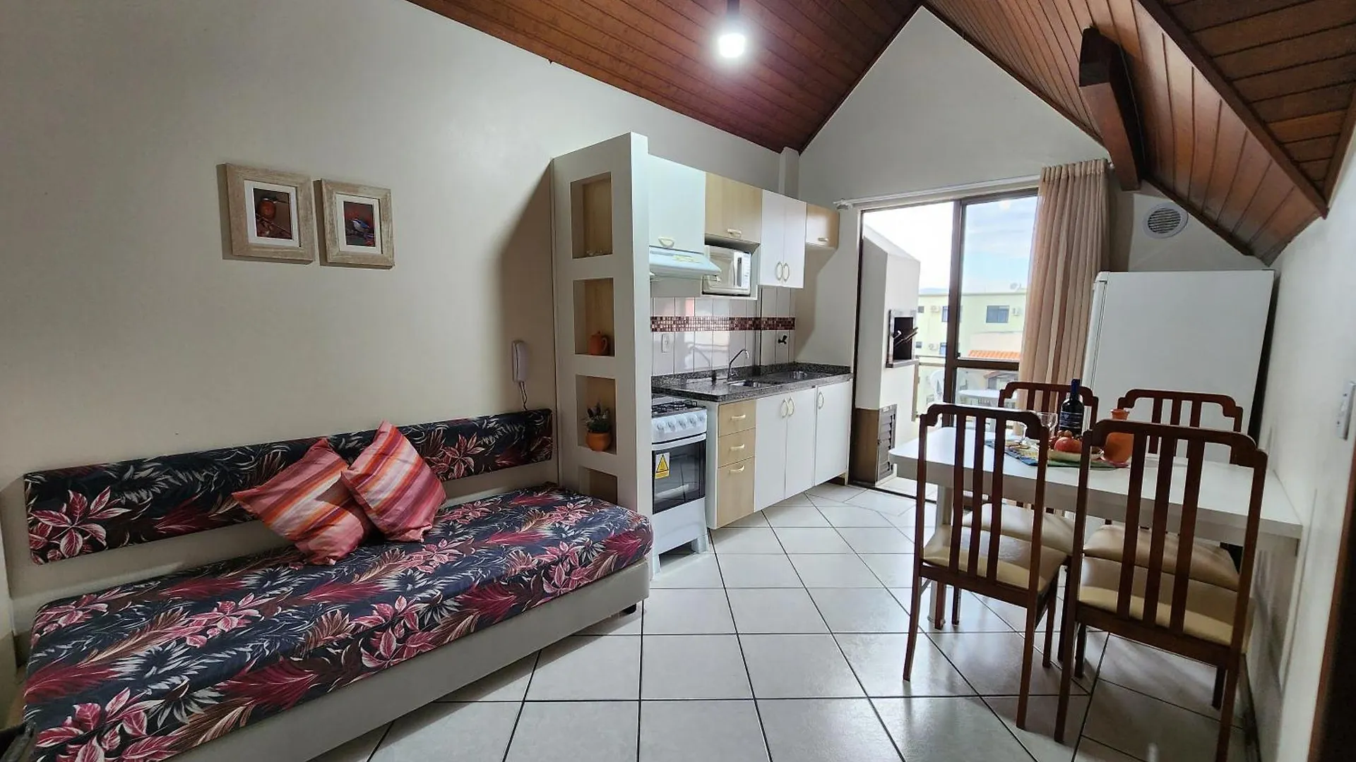 Bomar Residence 봄비나스